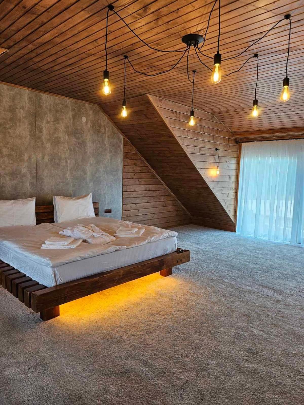 Chorna Skelya Resort & Wellness Vynohradiv Extérieur photo